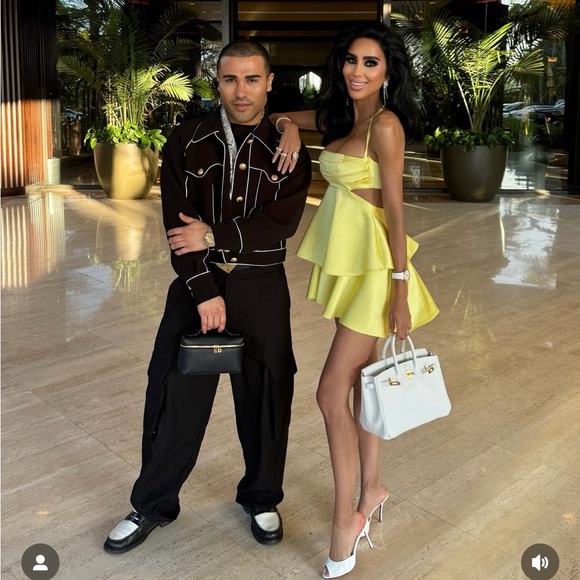 VOLUMINOUS SATIN EFFECT MINI DRESS - Picture 4 of 17